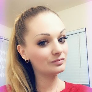 Meet your Posher, Katrina